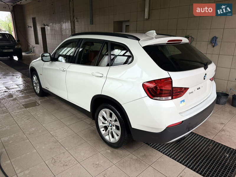 Внедорожник / Кроссовер BMW X1 2012 в Лубнах