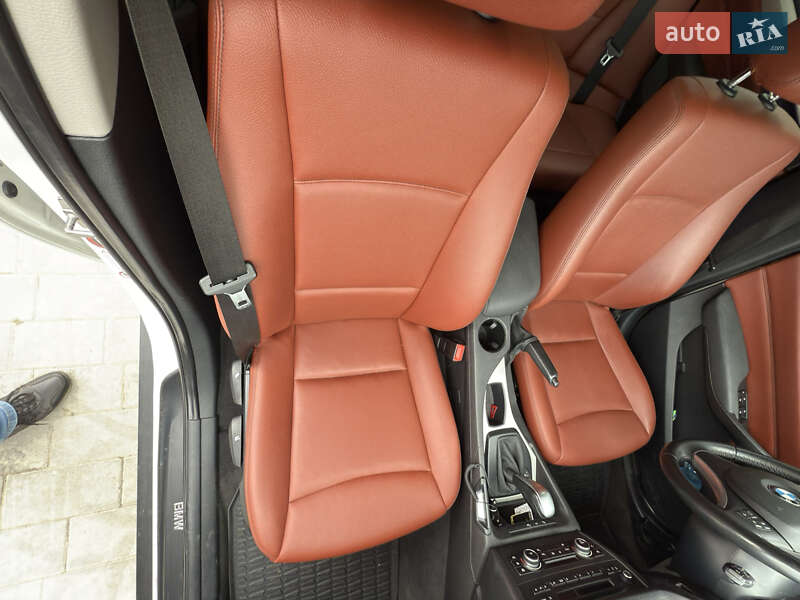 Позашляховик / Кросовер BMW X1 2010 в Зарічному фото 22 Позашляховик / Кросовер BMW X1 2010 в Зарічному