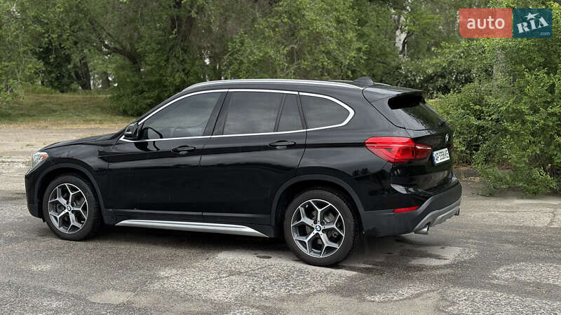 Позашляховик / Кросовер BMW X1 2017 в Запоріжжі