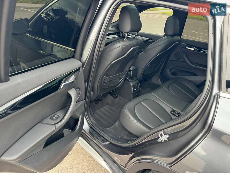 Позашляховик / Кросовер BMW X1 2018 в Рівному