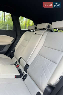 Позашляховик / Кросовер BMW X1 2023 в 
