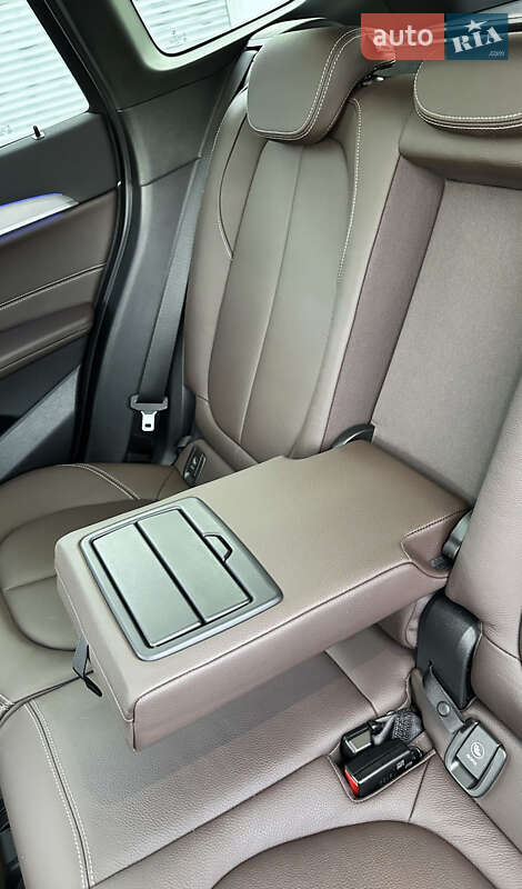 Позашляховик / Кросовер BMW X1 2021 в Києві