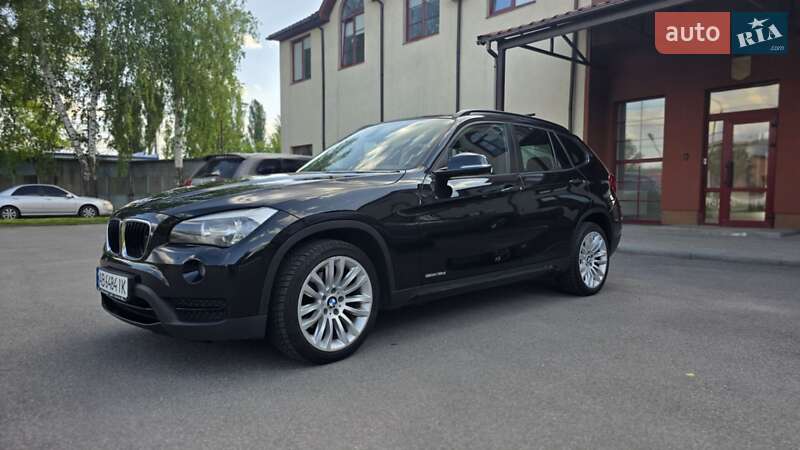 Внедорожник / Кроссовер BMW X1 2012 в 