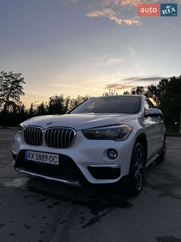 Внедорожник / Кроссовер BMW X1 2017 в Харькове