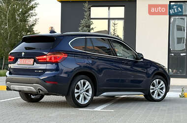 Внедорожник / Кроссовер BMW X1 2019 в 