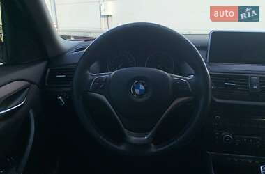 Позашляховик / Кросовер BMW X1 2012 в 