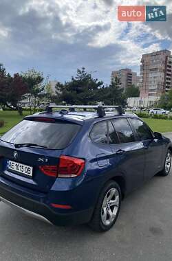 Внедорожник / Кроссовер BMW X1 2013 в 