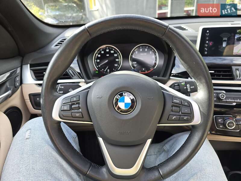 Внедорожник / Кроссовер BMW X1 2019 в Львове