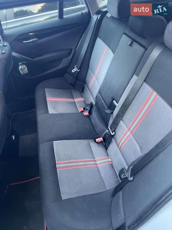 Позашляховик / Кросовер BMW X1 2014 в Львові