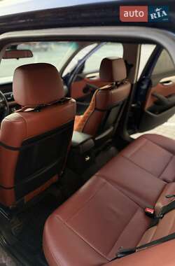 Внедорожник / Кроссовер BMW X1 2010 в 