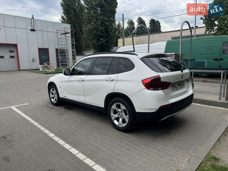 Позашляховик / Кросовер BMW X1 2012 в Києві