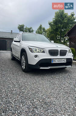 Позашляховик / Кросовер BMW X1 2010 в Кам'янці-Бузькій
