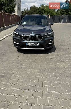 Внедорожник / Кроссовер BMW X1 2017 в 