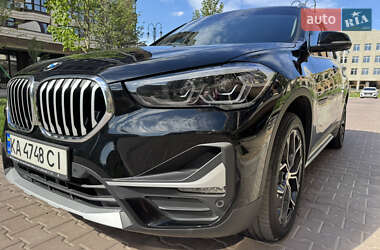 Внедорожник / Кроссовер BMW X1 2020 в 