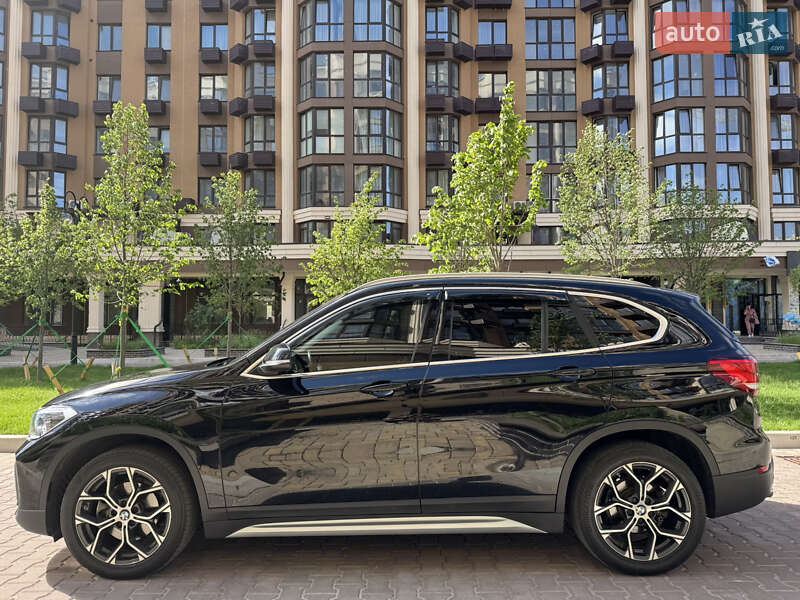 Позашляховик / Кросовер BMW X1 2020 в Києві
