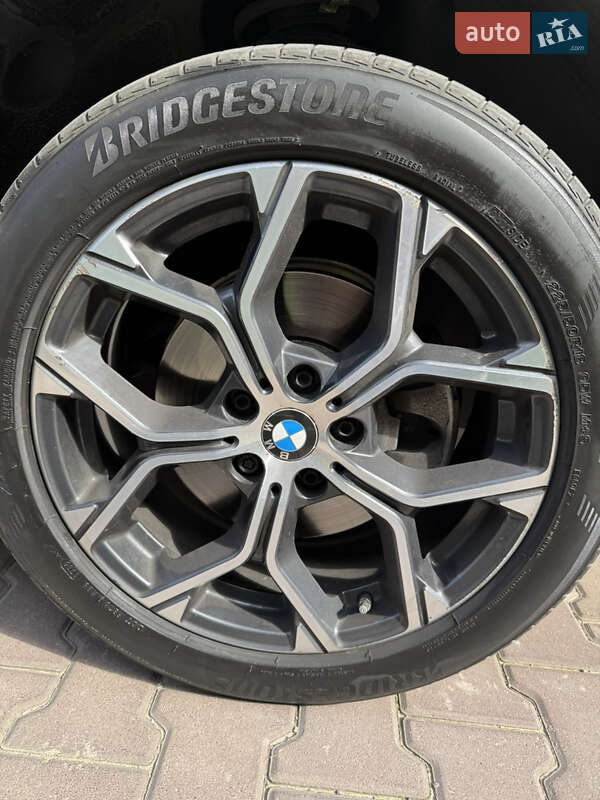 Позашляховик / Кросовер BMW X1 2020 в Києві