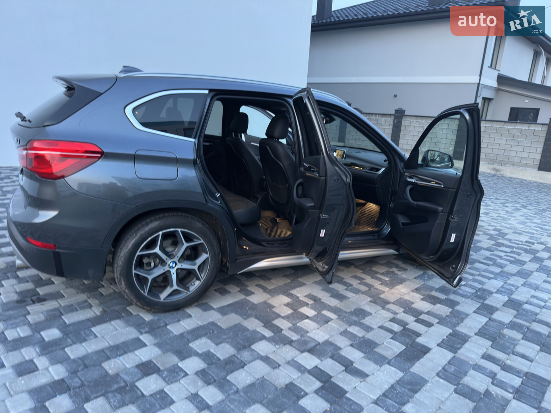 2016 BMW X1 - мініатюра 12