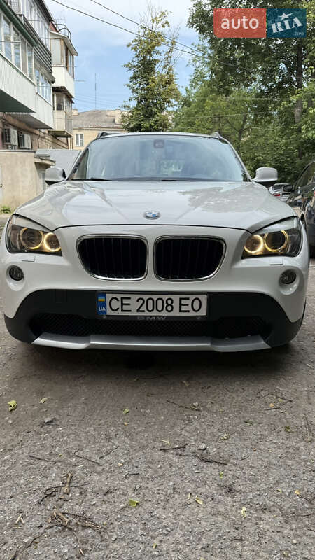 Позашляховик / Кросовер BMW X1 2011 в Чернівцях