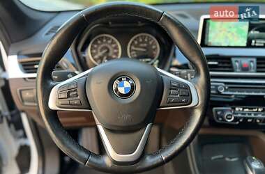 Внедорожник / Кроссовер BMW X1 2017 в 