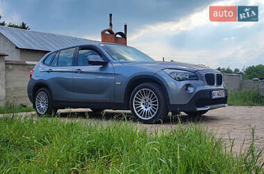 Внедорожник / Кроссовер BMW X1 2010 в 