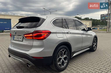 Внедорожник / Кроссовер BMW X1 2016 в 