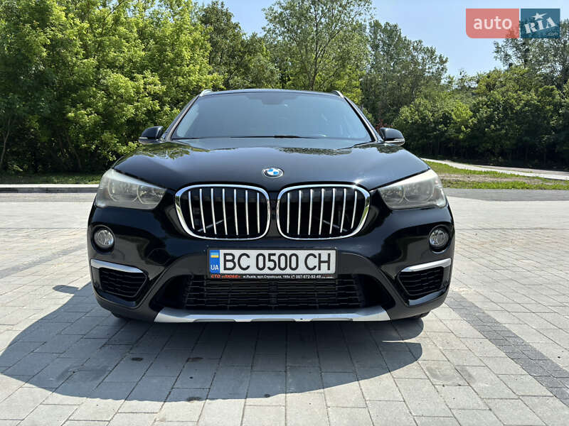 Внедорожник / Кроссовер BMW X1 2017 в 