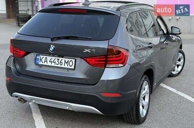 Позашляховик / Кросовер BMW X1 2014 в 