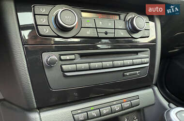 Позашляховик / Кросовер BMW X1 2014 в 