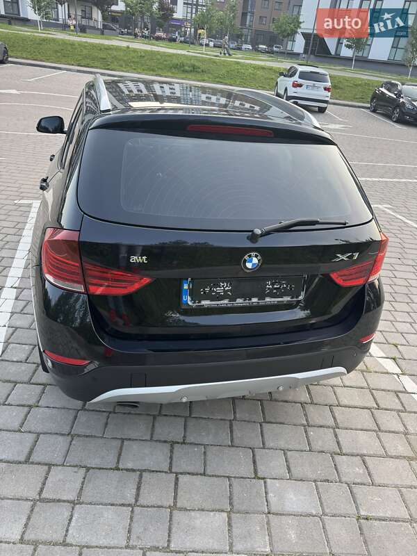 Позашляховик / Кросовер BMW X1 2014 в Луцьку