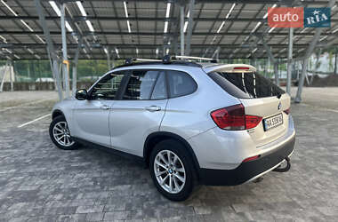 Позашляховик / Кросовер BMW X1 2009 в 