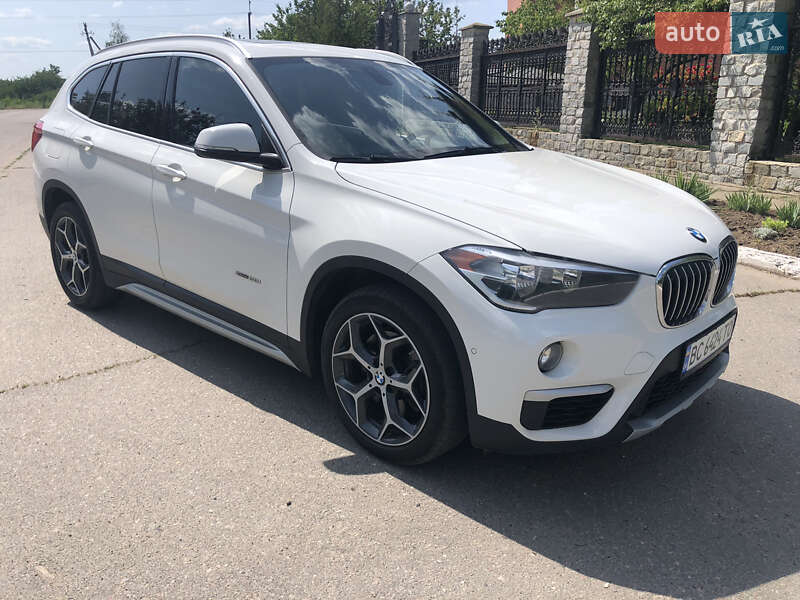 Позашляховик / Кросовер BMW X1 2016 в Харкові