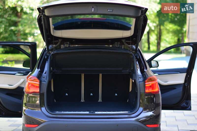 Позашляховик / Кросовер BMW X1 2016 в Кривому Розі