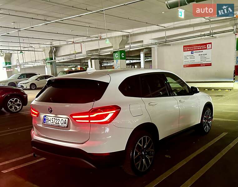 Позашляховик / Кросовер BMW X1 2017 в Одесі
