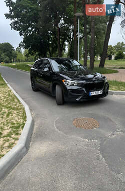 Внедорожник / Кроссовер BMW X1 2021 в Киеве