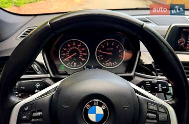 Внедорожник / Кроссовер BMW X1 2015 в 