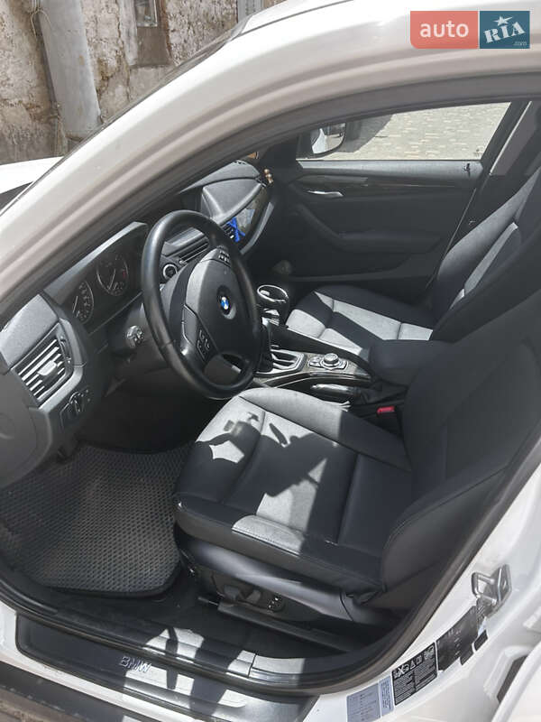 Позашляховик / Кросовер BMW X1 2011 в Білгороді-Дністровському фото 7 Позашляховик / Кросовер BMW X1 2011 в Білгороді-Дністровському