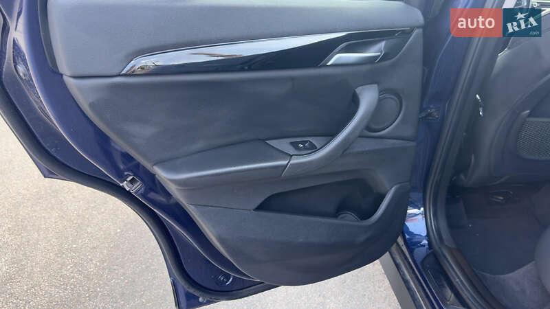 Позашляховик / Кросовер BMW X1 2018 в Києві фото 24 Позашляховик / Кросовер BMW X1 2018 в Києві