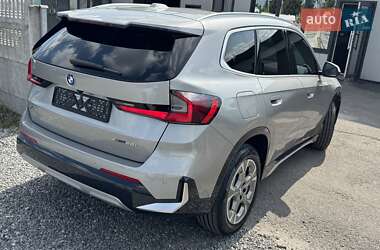 Внедорожник / Кроссовер BMW X1 2023 в 