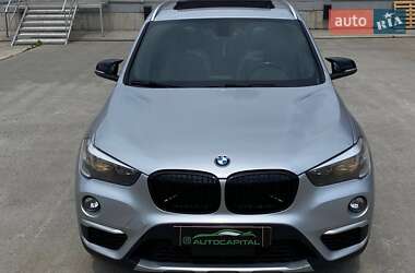 Внедорожник / Кроссовер BMW X1 2017 в 