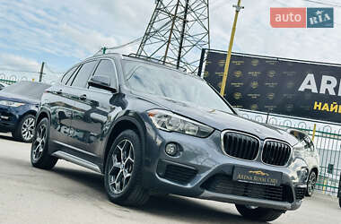 Внедорожник / Кроссовер BMW X1 2017 в 