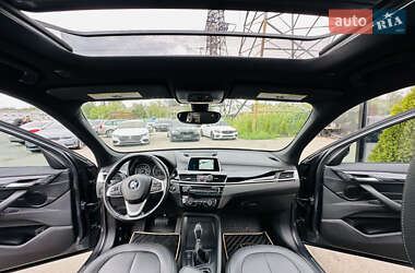 Внедорожник / Кроссовер BMW X1 2017 в 