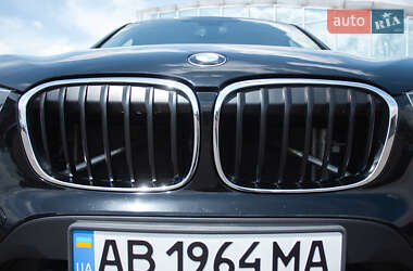 Позашляховик / Кросовер BMW X1 2017 в 