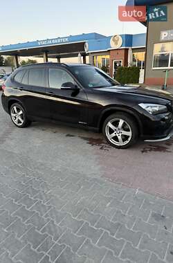 Внедорожник / Кроссовер BMW X1 2014 в Львове