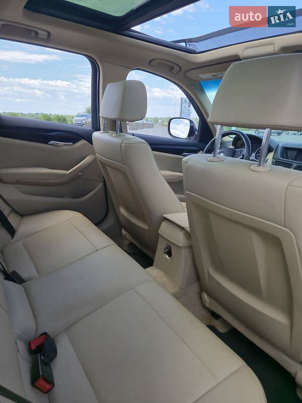 Внедорожник / Кроссовер BMW X1 2011 в Черновцах фото 17 Внедорожник / Кроссовер BMW X1 2011 в Черновцах