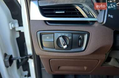 Внедорожник / Кроссовер BMW X1 2015 в 