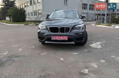 Внедорожник / Кроссовер BMW X1 2012 в 