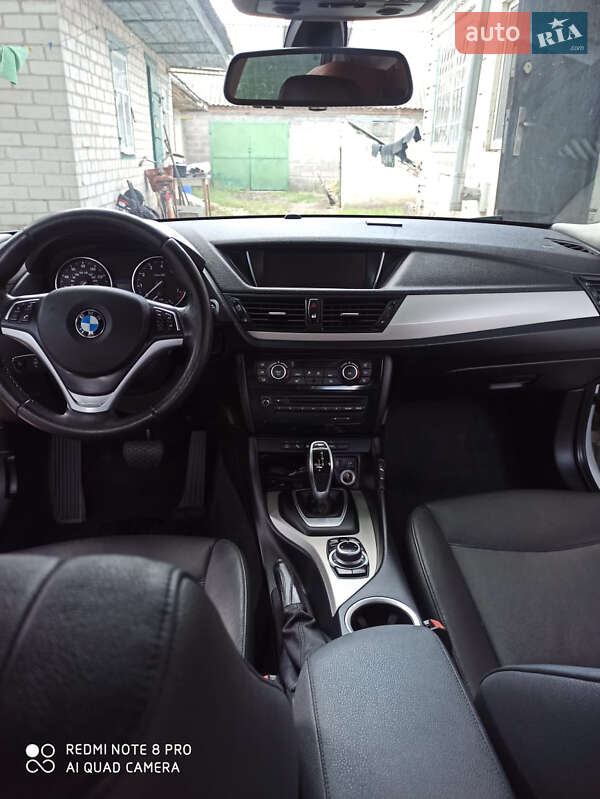 Внедорожник / Кроссовер BMW X1 2015 в Новомосковске