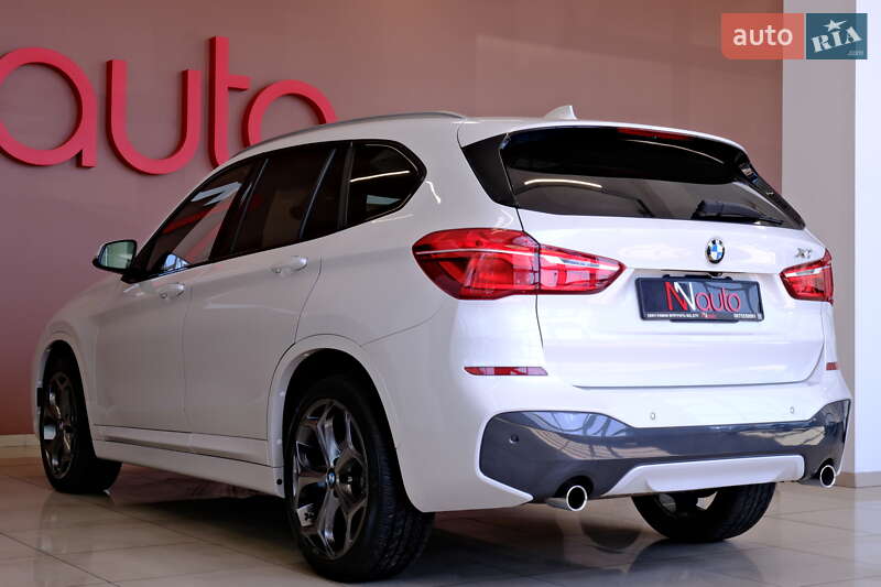 Внедорожник / Кроссовер BMW X1 2017 в Одессе