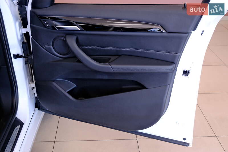Внедорожник / Кроссовер BMW X1 2017 в Одессе
