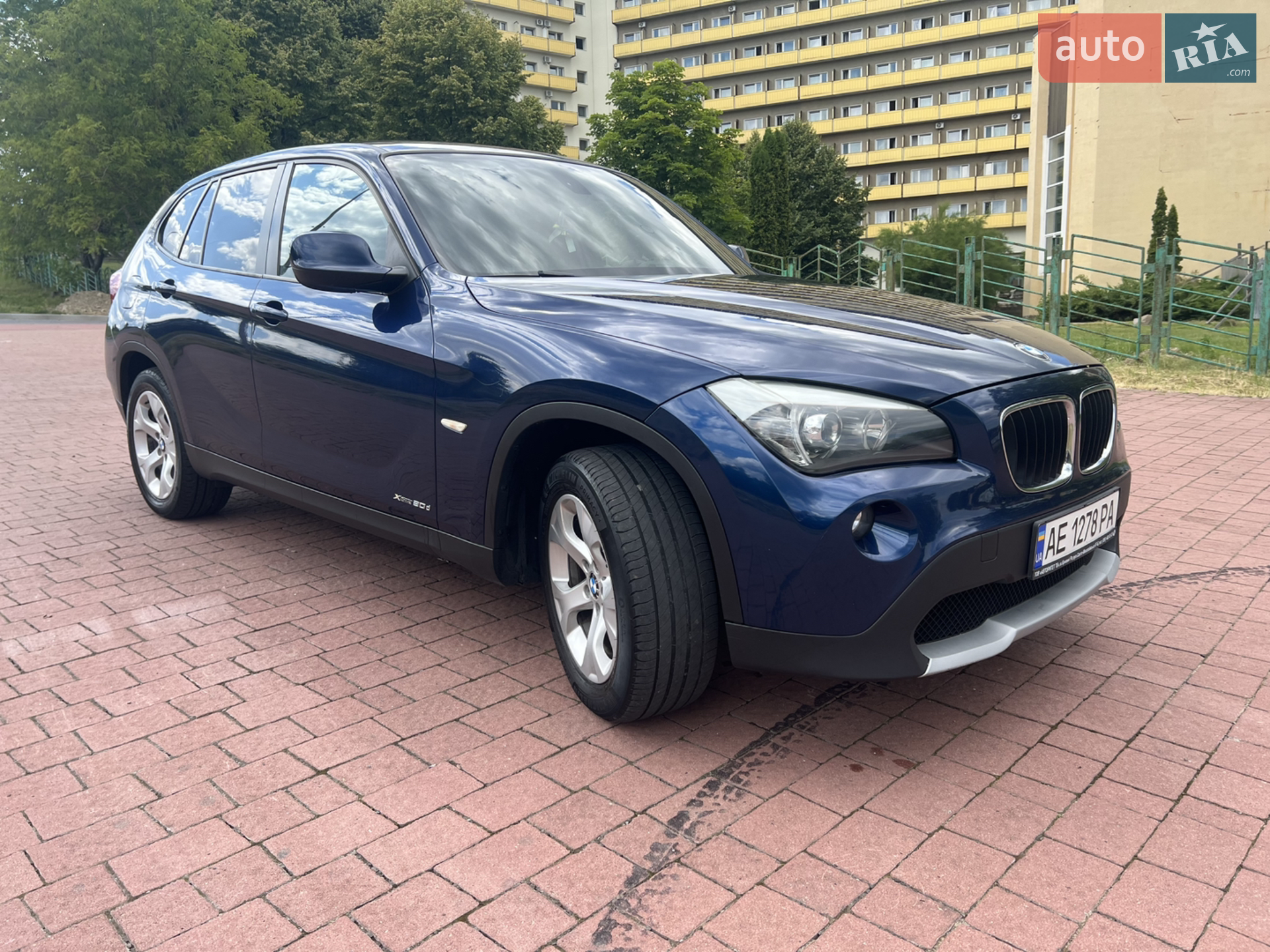2010 BMW X1 - мініатюра 2